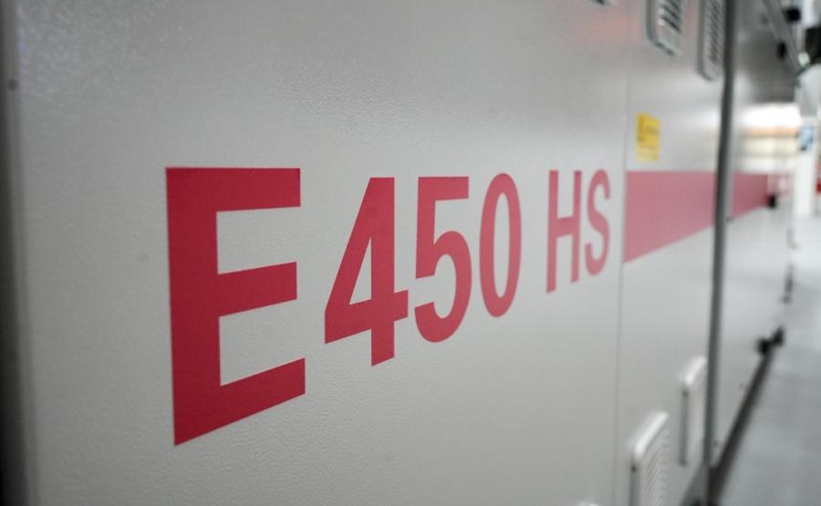E450 HS