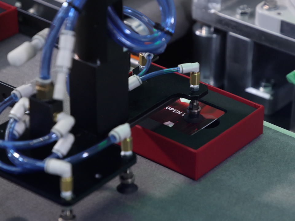 Robotic solutions to pick, move, orient and position products with precision, consistency and efficiency — fully tailored to your production flow.